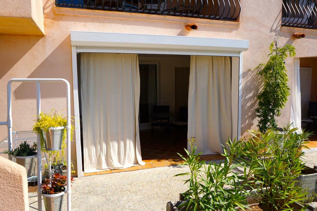 Lone Star House Bed and Breakfast Sainte-Maxime Exteriör bild