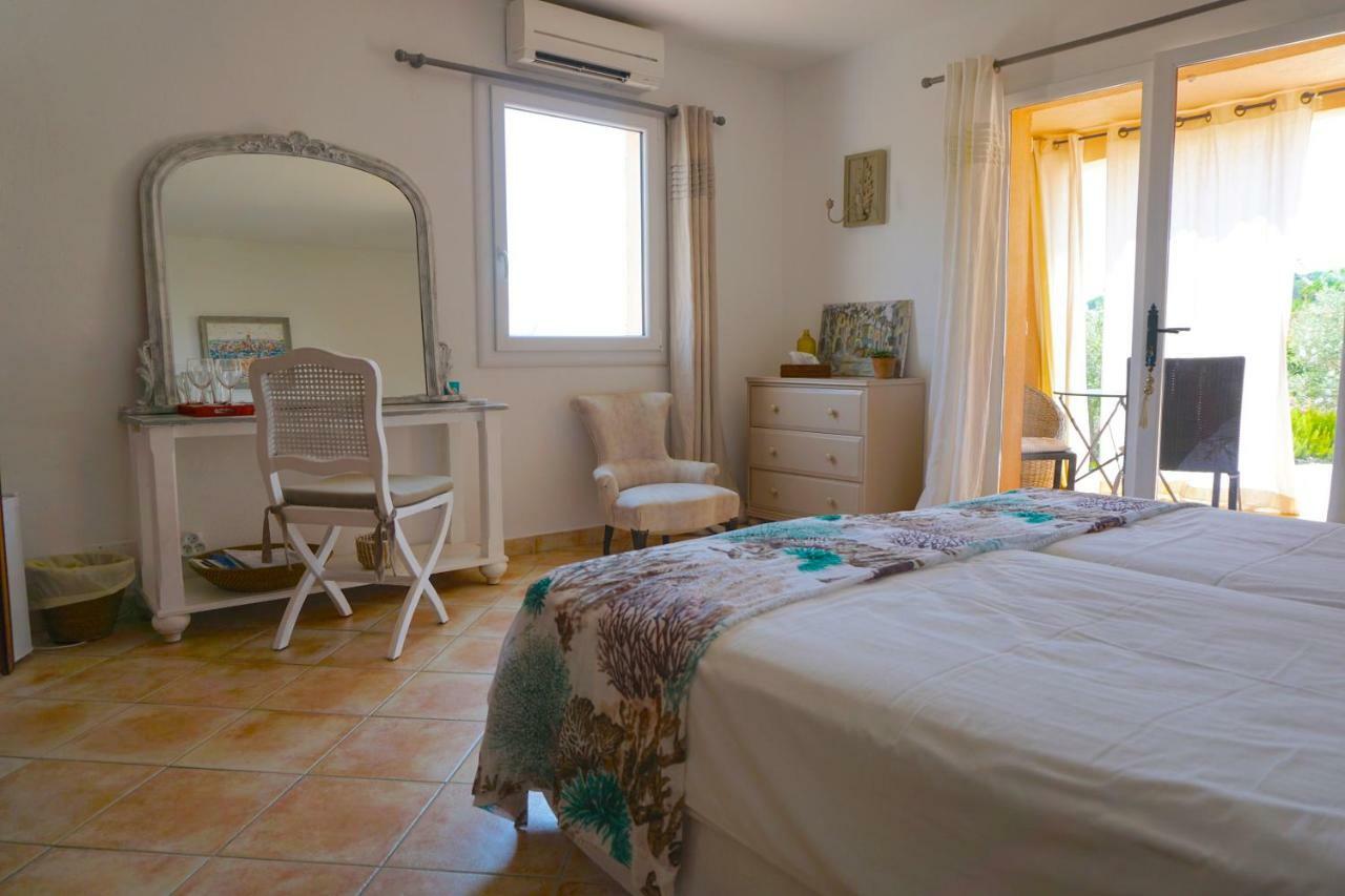 Lone Star House Bed and Breakfast Sainte-Maxime Exteriör bild